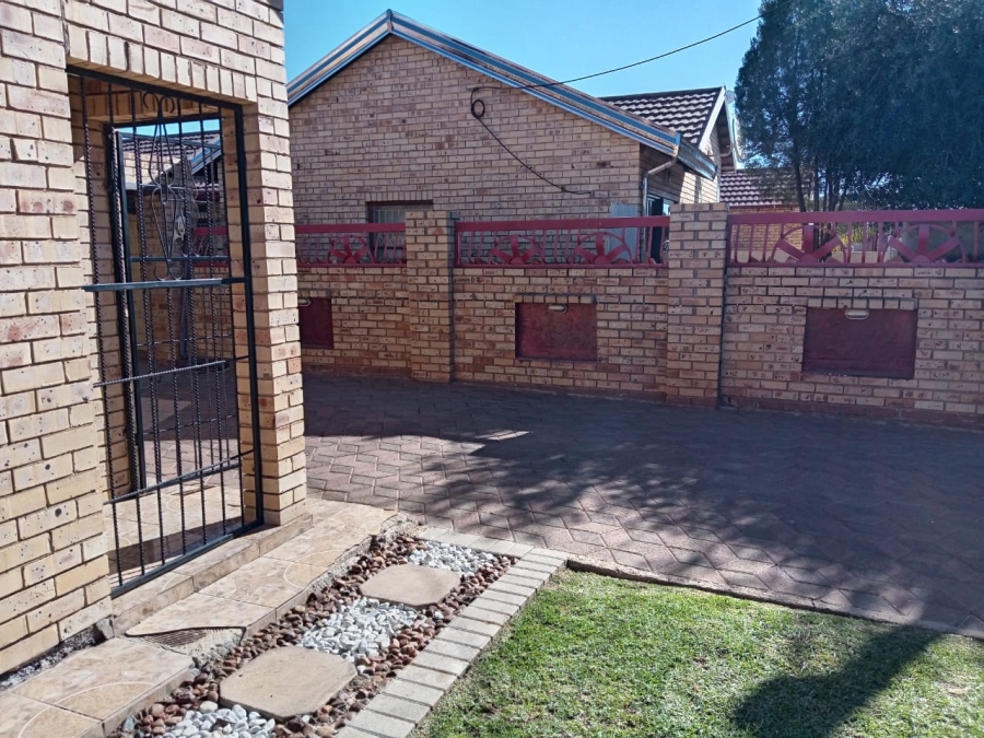 3 Bedroom Property for Sale in Grasslands Free State